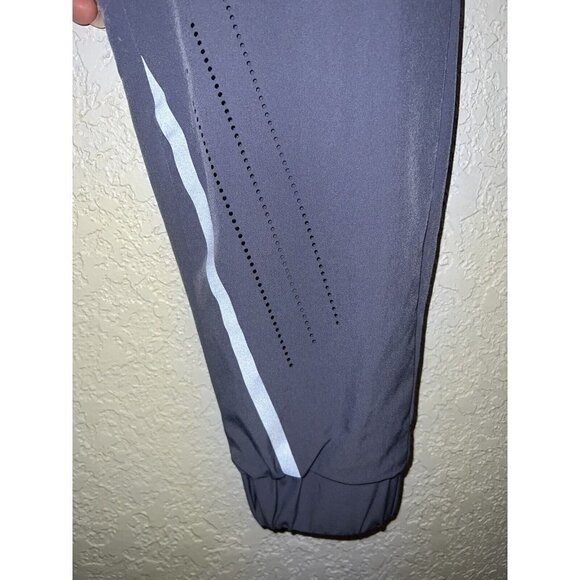GYMSHARK Dry Joggers W/Reflectors Womens Size XS- Small MINT (N) - Picture 4 of 9